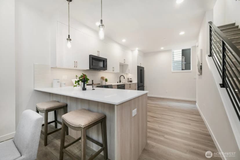 Property photo for 2019 W Bertona, Seattle photo 6