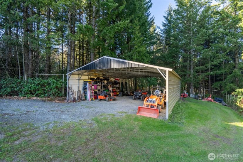 Property photo for 2599 Seminary Hill Road, Centralia photo 34