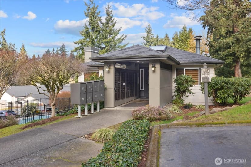 Property photo for 31500 33rd Place Sw #e201, Federal Way photo 24