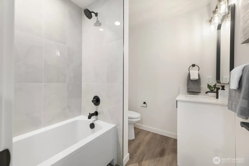Property photo for 2017 W Bertona, Seattle photo 12