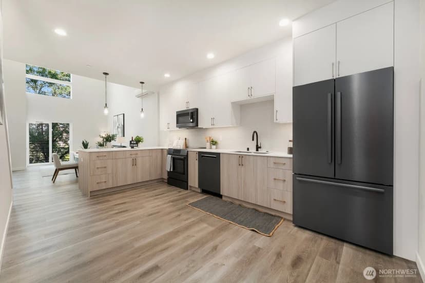 Property photo for 2017 W Bertona, Seattle photo 4