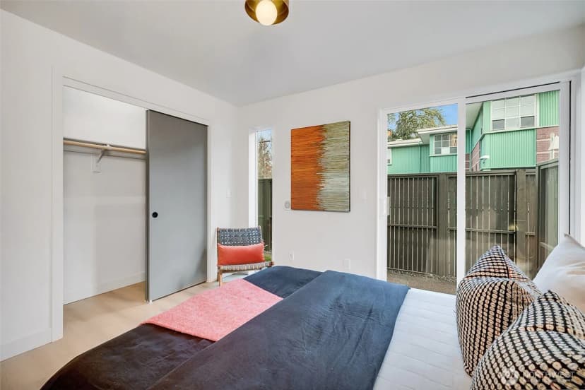 Property photo for 4409 B S Holly Street, Seattle photo 6