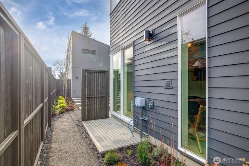 Property photo for 4409 B S Holly Street, Seattle photo 25