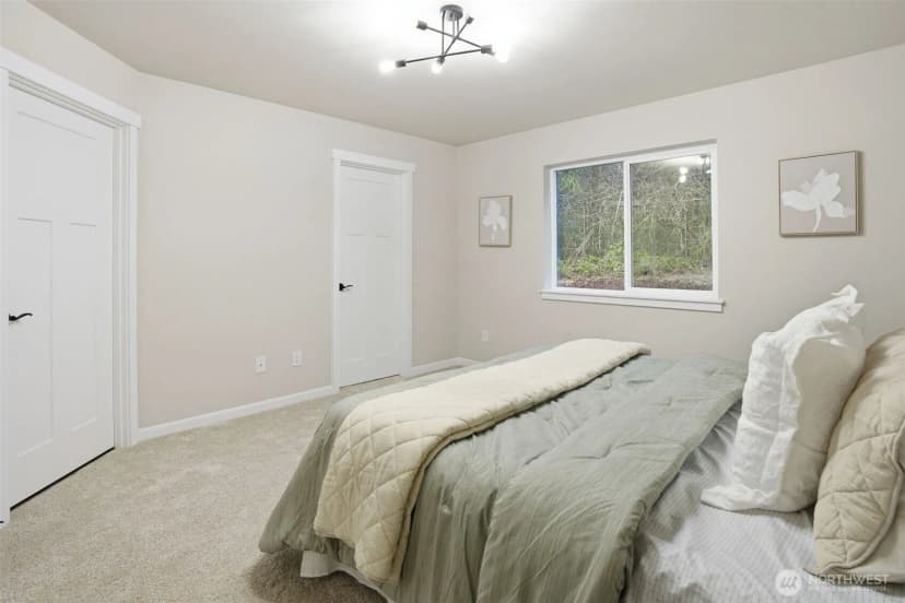 Property photo for 5909 257th Street E, Graham photo 17