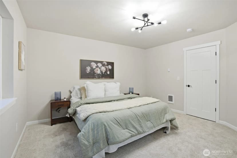 Property photo for 5909 257th Street E, Graham photo 15