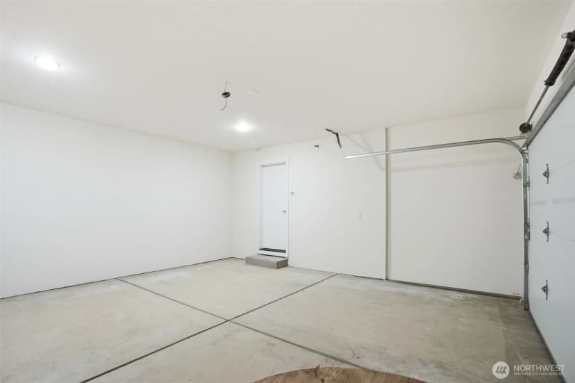Property photo for 5909 257th Street E, Graham photo 24