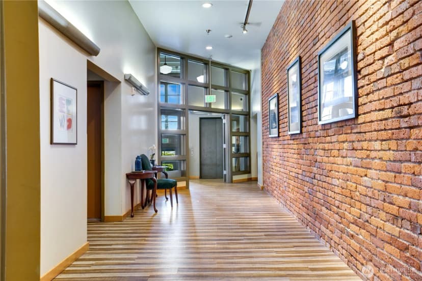 Property photo for 1120 Cliff Avenue #304, Tacoma photo 3