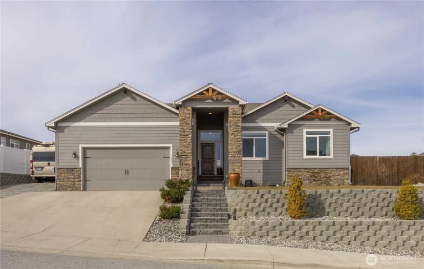 Property photo for 457 Whisper Place, Chelan
