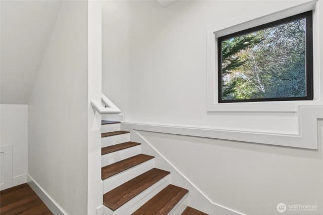 Property photo for 133 Cedar Falls Drive, Kelso photo 5