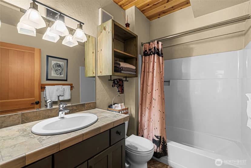 Property photo for 2304 Pine Tree Lane, Leavenworth photo 17