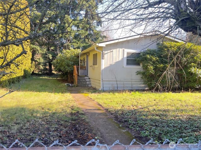 Property photo for 2902 B Street Se, Auburn