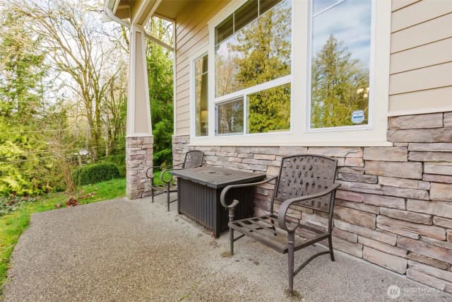 Property photo for 1568 Puget Drive E, Port Orchard photo 5