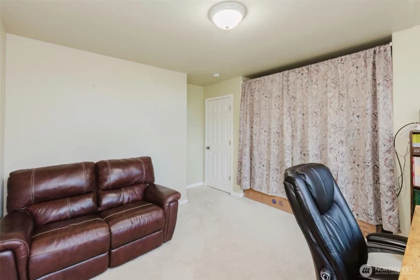 Property photo for 1568 Puget Drive E, Port Orchard photo 33