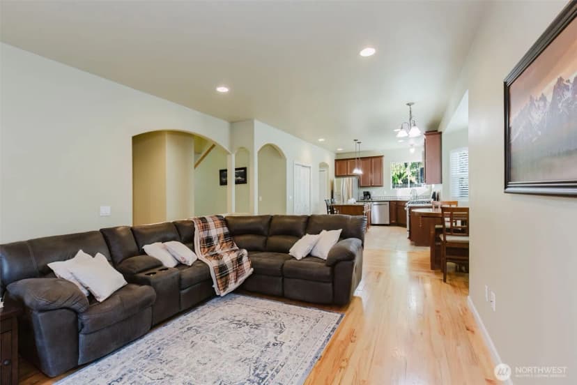 Property photo for 1568 Puget Drive E, Port Orchard photo 14
