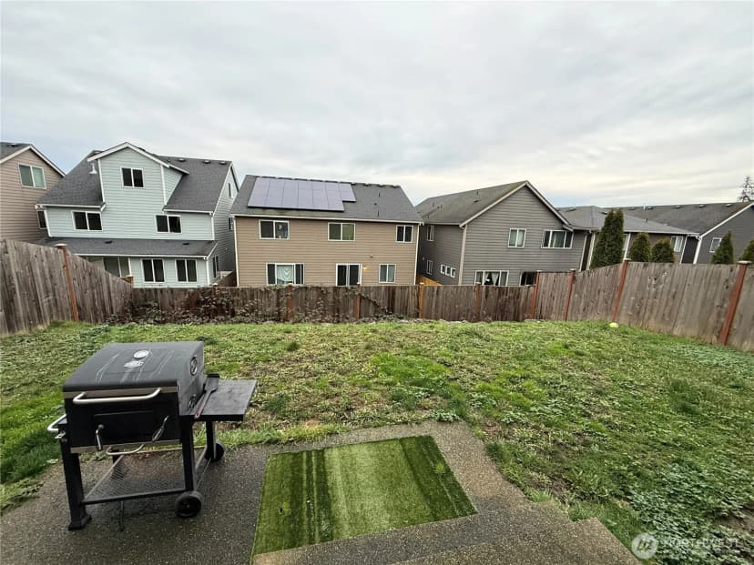 Property photo for 20217 18th Avenue Ct E, Spanaway photo 8