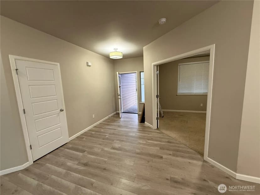 Property photo for 20217 18th Avenue Ct E, Spanaway photo 10
