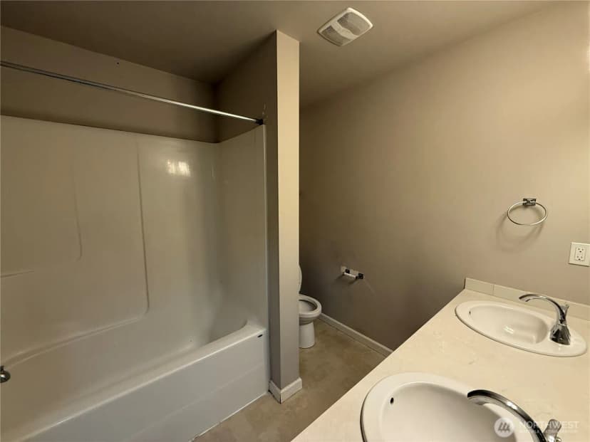 Property photo for 20217 18th Avenue Ct E, Spanaway photo 16