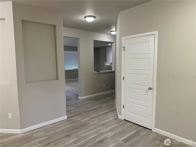 Property photo for 20217 18th Avenue Ct E, Spanaway photo 5