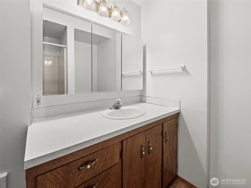 Property photo for 913 E Herron Blvd, Lakebay photo 27