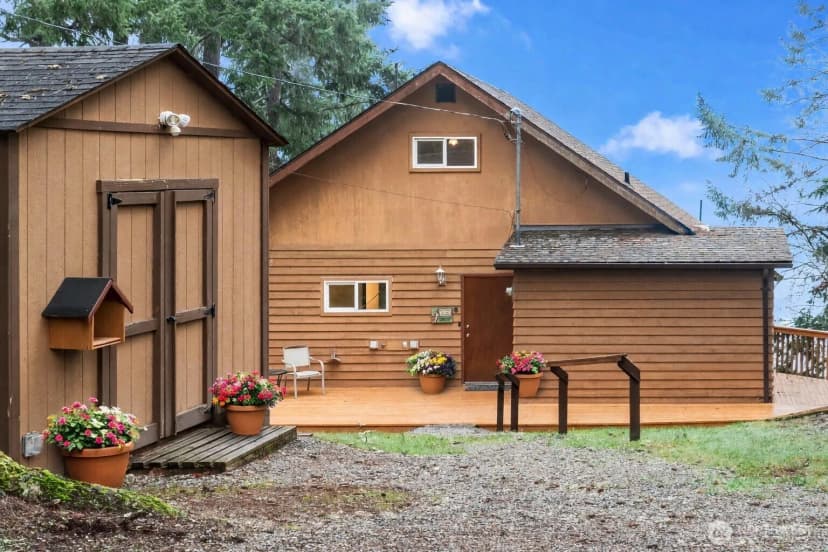 Property photo for 913 E Herron Blvd, Lakebay photo 3