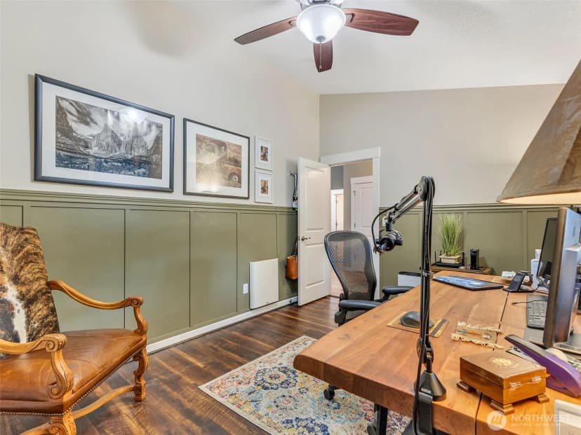 Property photo for 18215 Mill Lane, Long Beach photo 9