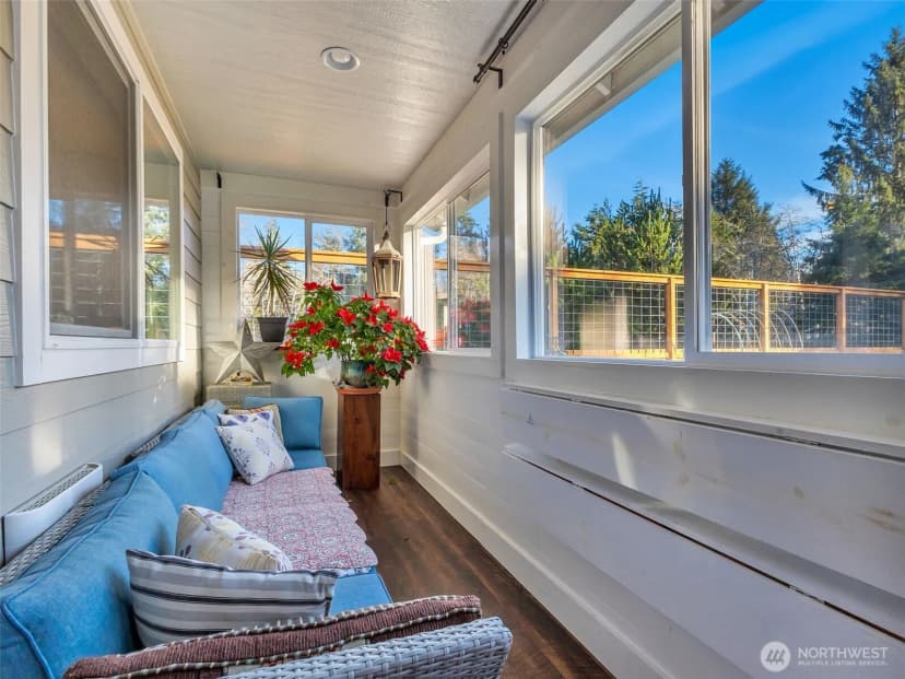 Property photo for 18215 Mill Lane, Long Beach photo 6