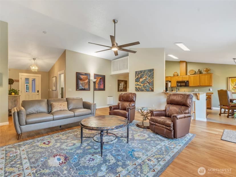 Property photo for 18215 Mill Lane, Long Beach photo 10