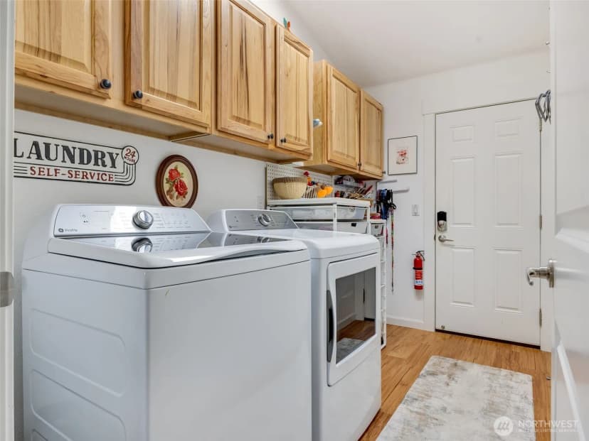 Property photo for 18215 Mill Lane, Long Beach photo 28