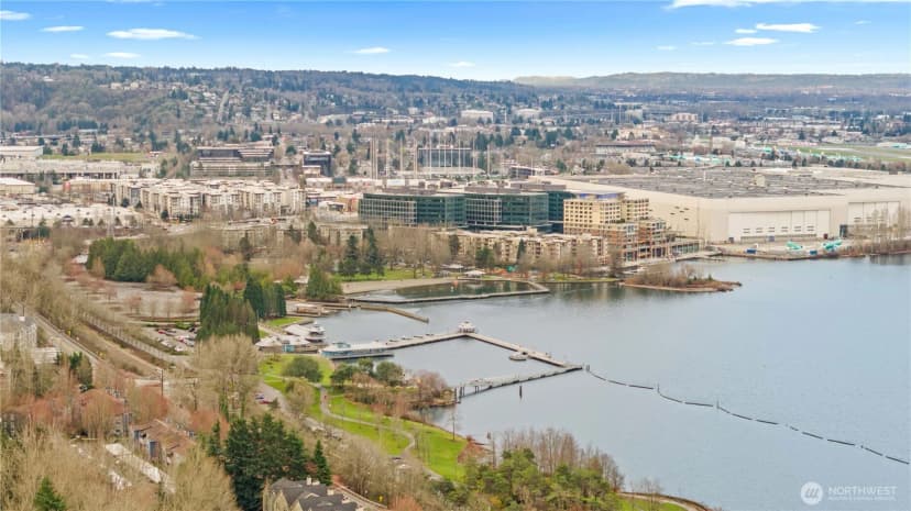 Property photo for 2414 Garden Court N, Renton photo 6