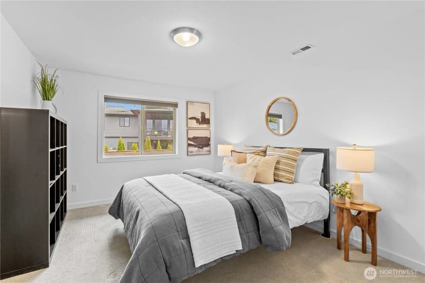 Property photo for 2414 Garden Court N, Renton photo 33
