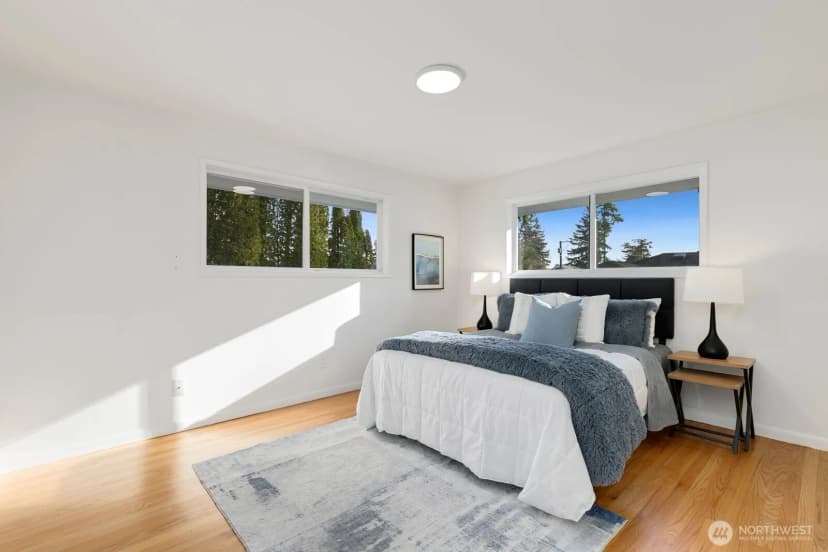 Property photo for 2321 100th Avenue Ne, Bellevue photo 15