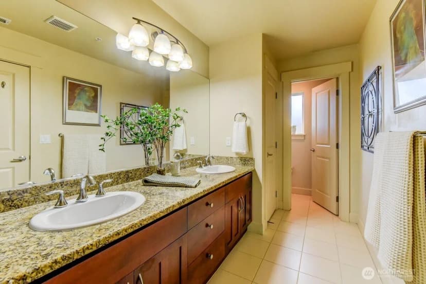 Property photo for 2115 201st Place Se #f-4, Bothell photo 22