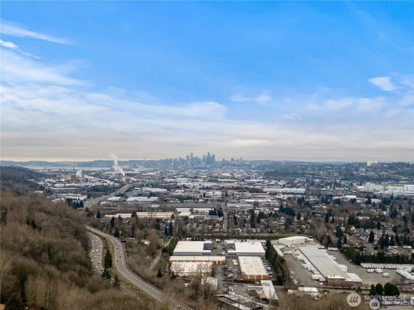 Property photo for 10301 Myers Way S, Seattle photo 13