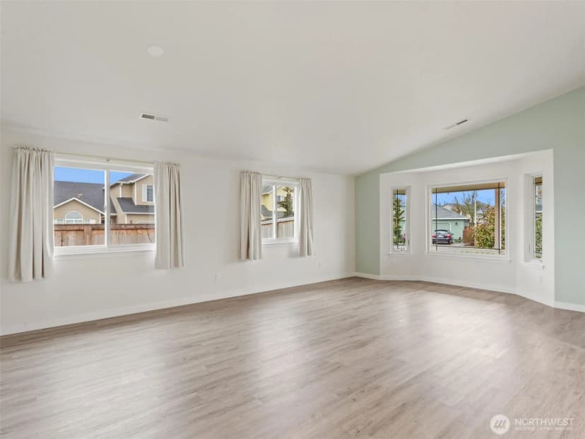 Property photo for 1819 Nw 14th Street, Battle Ground photo 8