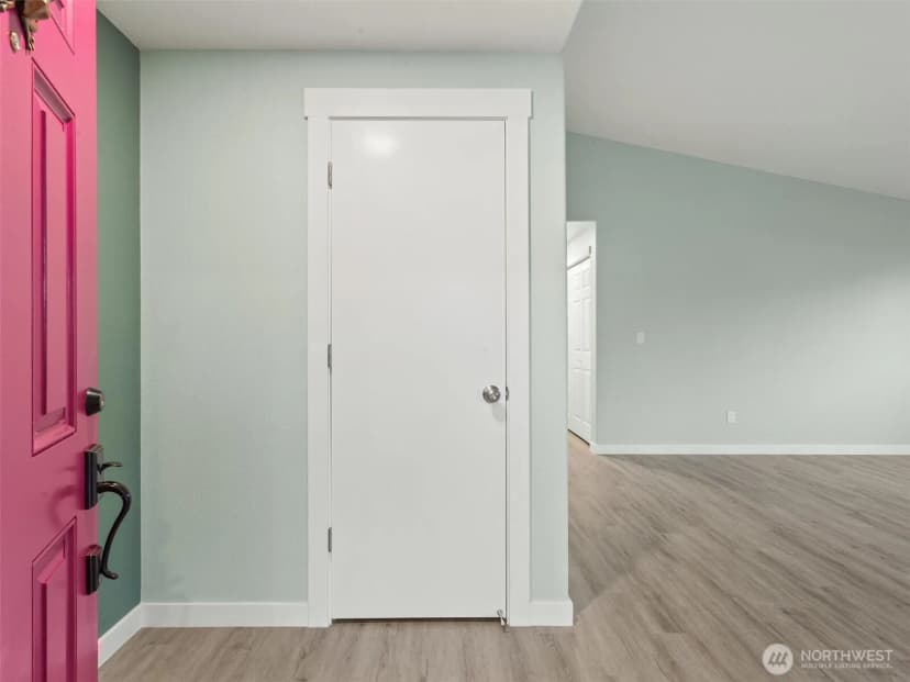 Property photo for 1819 Nw 14th Street, Battle Ground photo 9