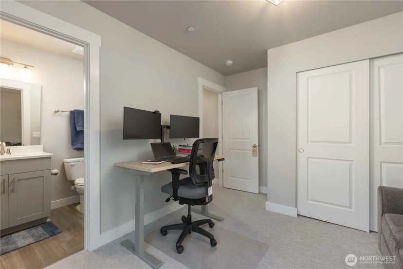 Property photo for 10260 Ramble Drive Nw, Bremerton photo 11