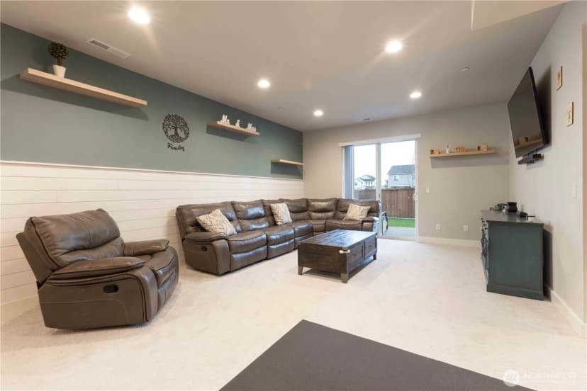 Property photo for 10260 Ramble Drive Nw, Bremerton photo 23