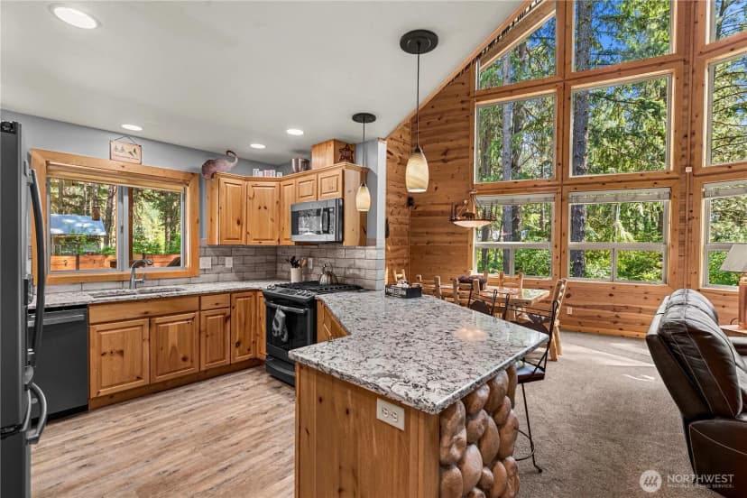 Property photo for 18880 Pine Loop, Leavenworth photo 12