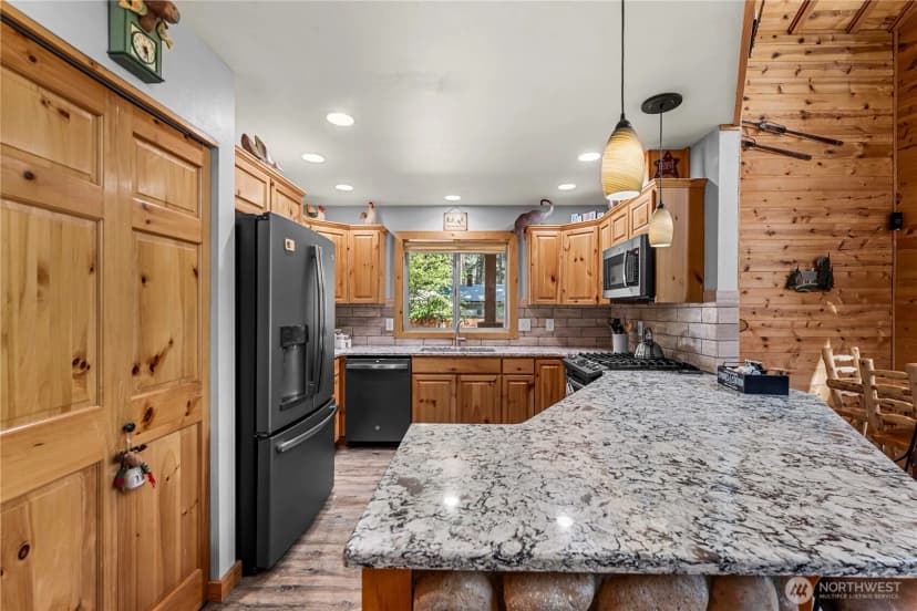 Property photo for 18880 Pine Loop, Leavenworth photo 14
