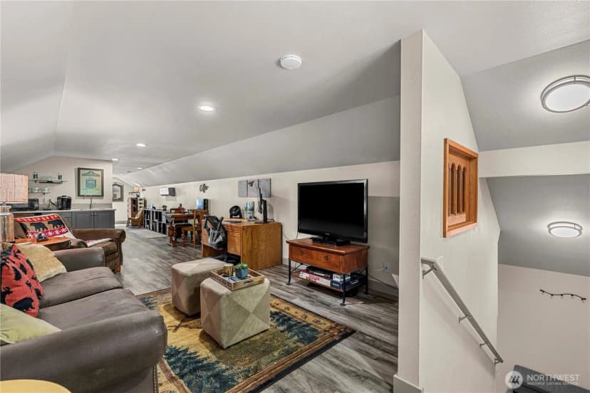 Property photo for 18880 Pine Loop, Leavenworth photo 30