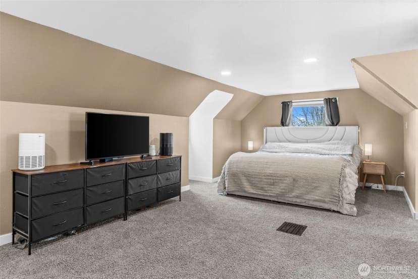 Property photo for 220 S 61st Street, Tacoma photo 18