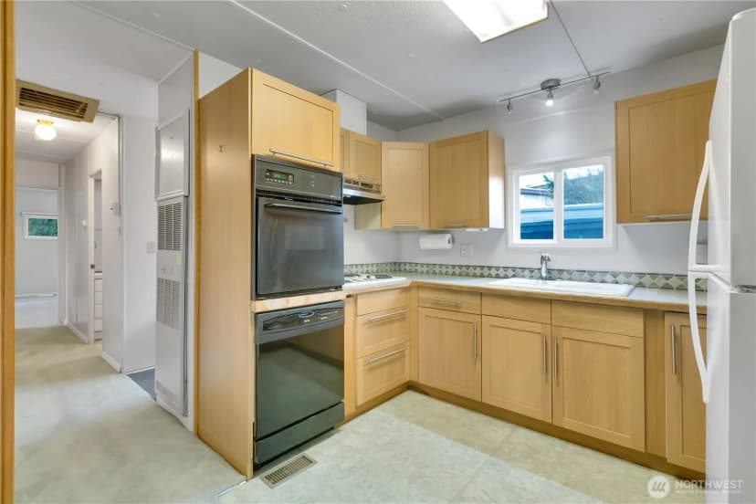 Property photo for 3230 Bow Lake Drive #007, Sea Tac photo 12