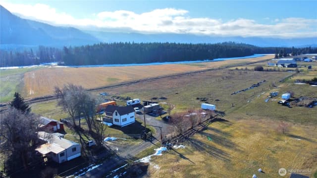 Property photo for 1030 Pease Road, Cle Elum photo 3