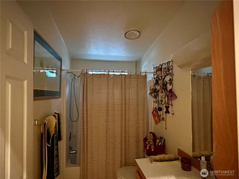 Property photo for 23800 Se Tiger Mountain Rd, Issaquah photo 12