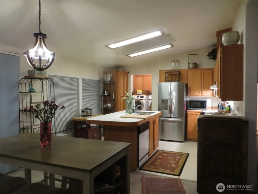 Property photo for 23800 Se Tiger Mountain Rd, Issaquah photo 7