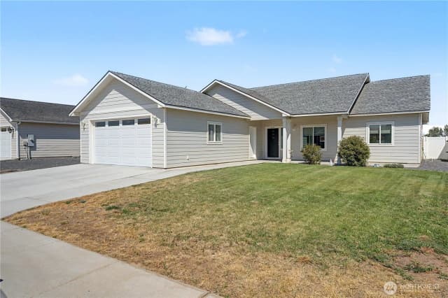 Property photo for 2394 Chelan Street, Ephrata photo 3