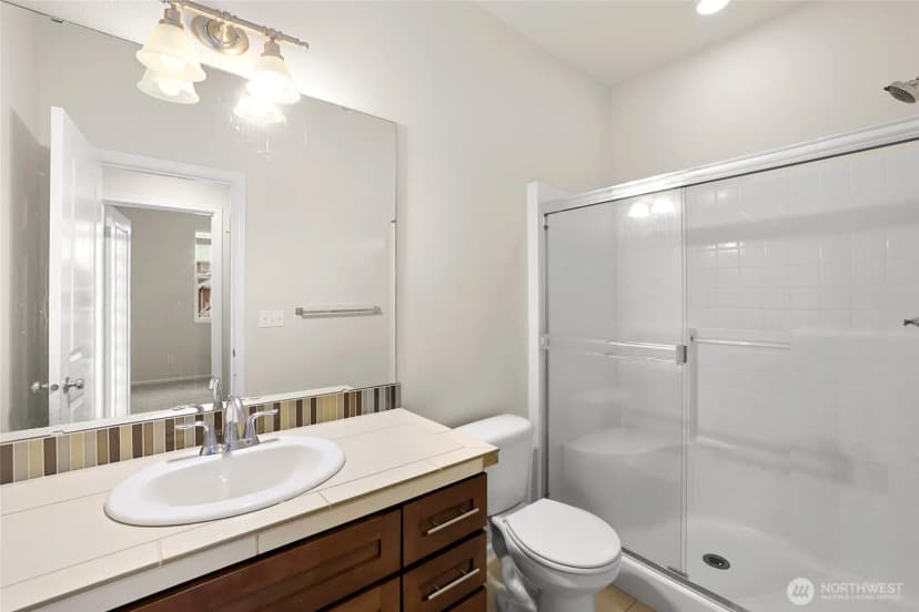Property photo for 32214 50th Court S, Auburn photo 12