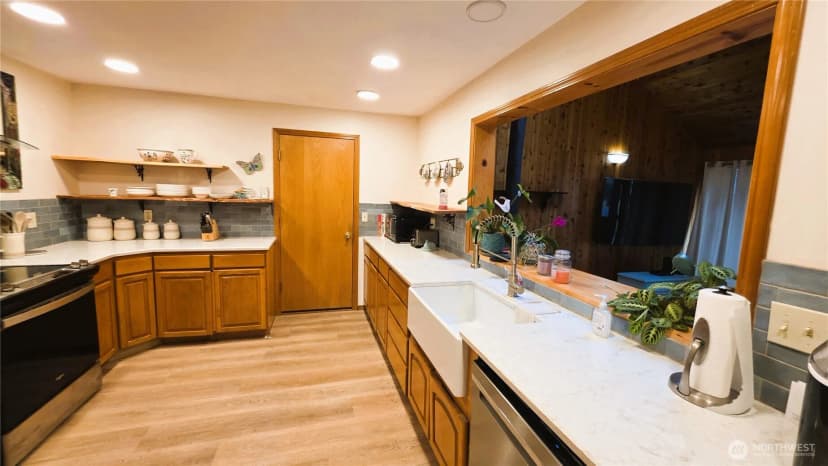 Property photo for 30708 N Place, Ocean Park photo 14