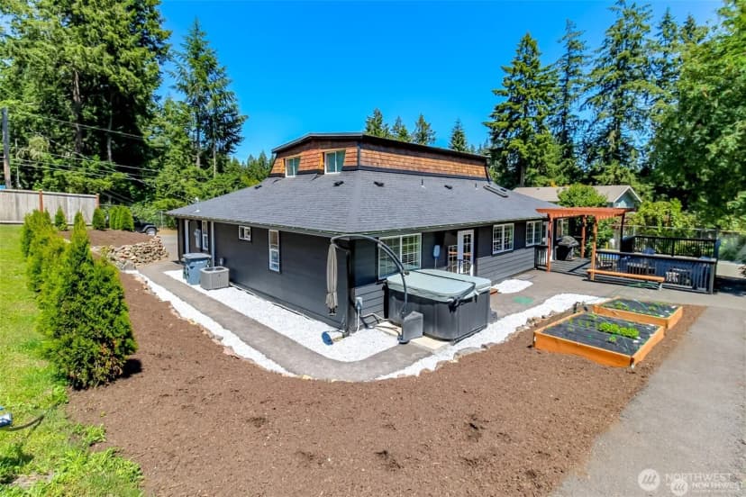 Property photo for 7218 35th Street Nw, Gig Harbor photo 2