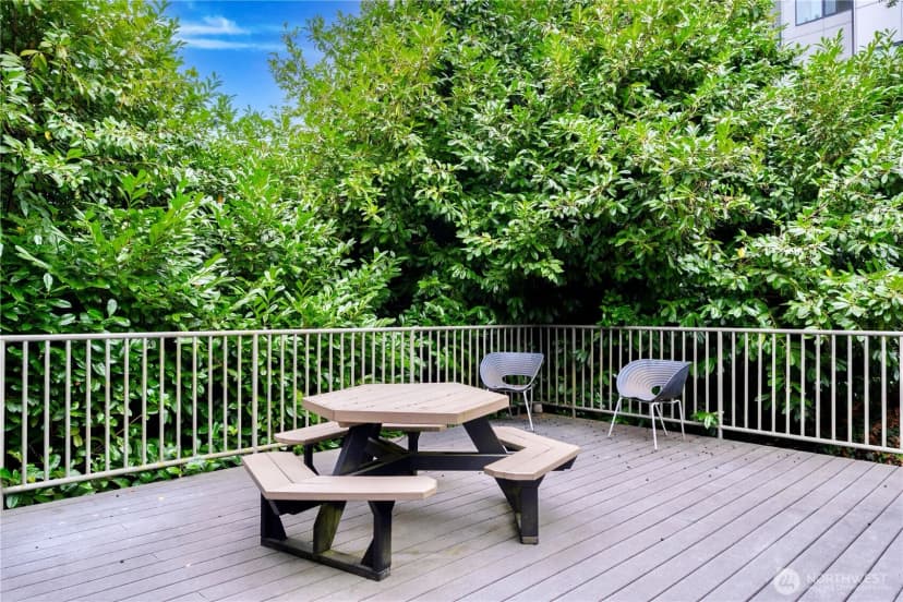 Property photo for 1525 Taylor Ave N #203, Seattle photo 21